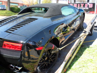 Illustration for article titled Man wrecks Twin-Turbo Lamborghini Gallardo, blames his shoes